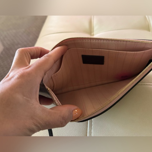 Louis Vuitton pouch- Aunthentic code - SD0290 - Picture 5 of 6